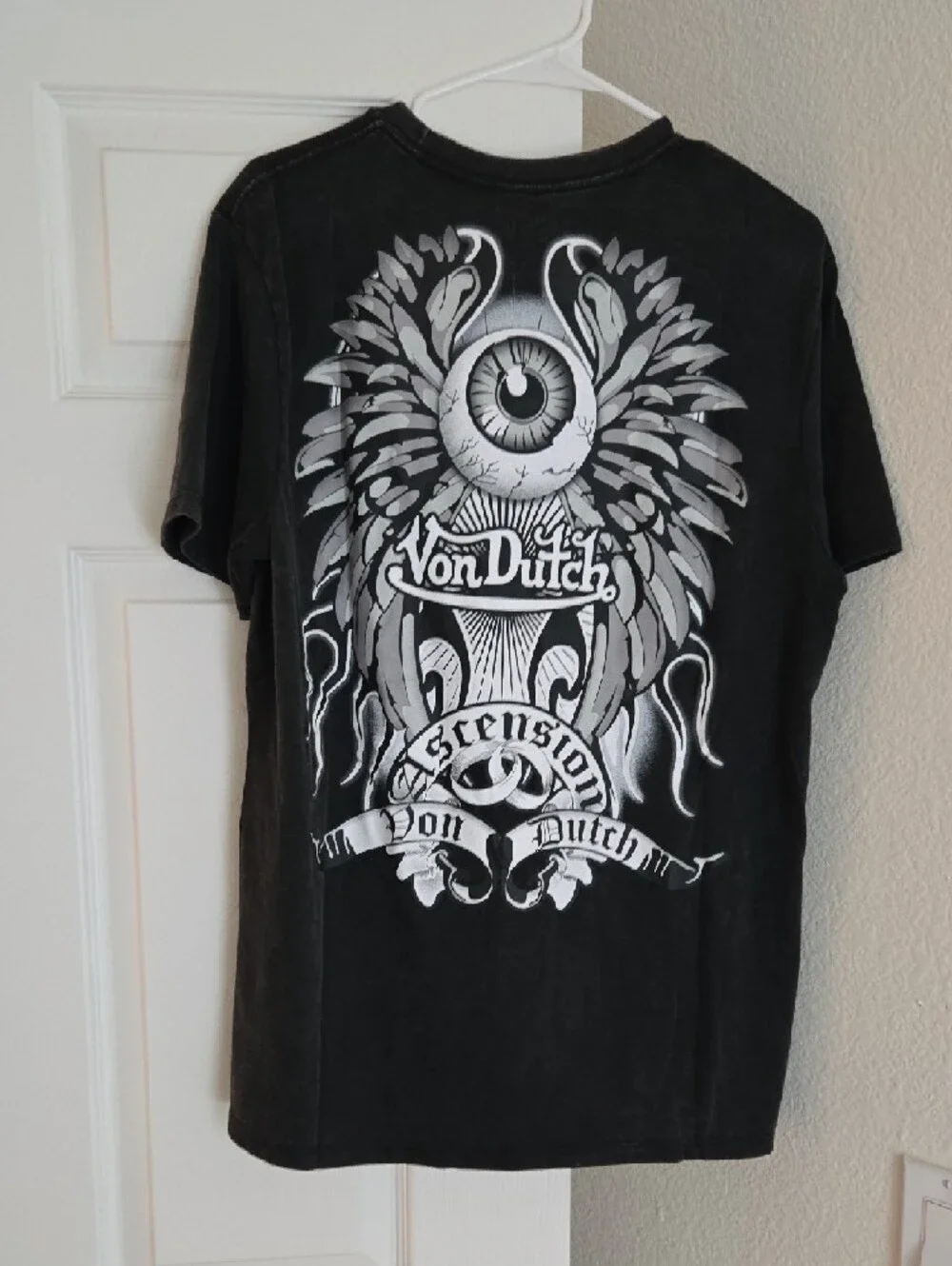 Von Dutch Black Short Sleeve Logo Tee  Unisex Size L NWT - Picture 2 of 3